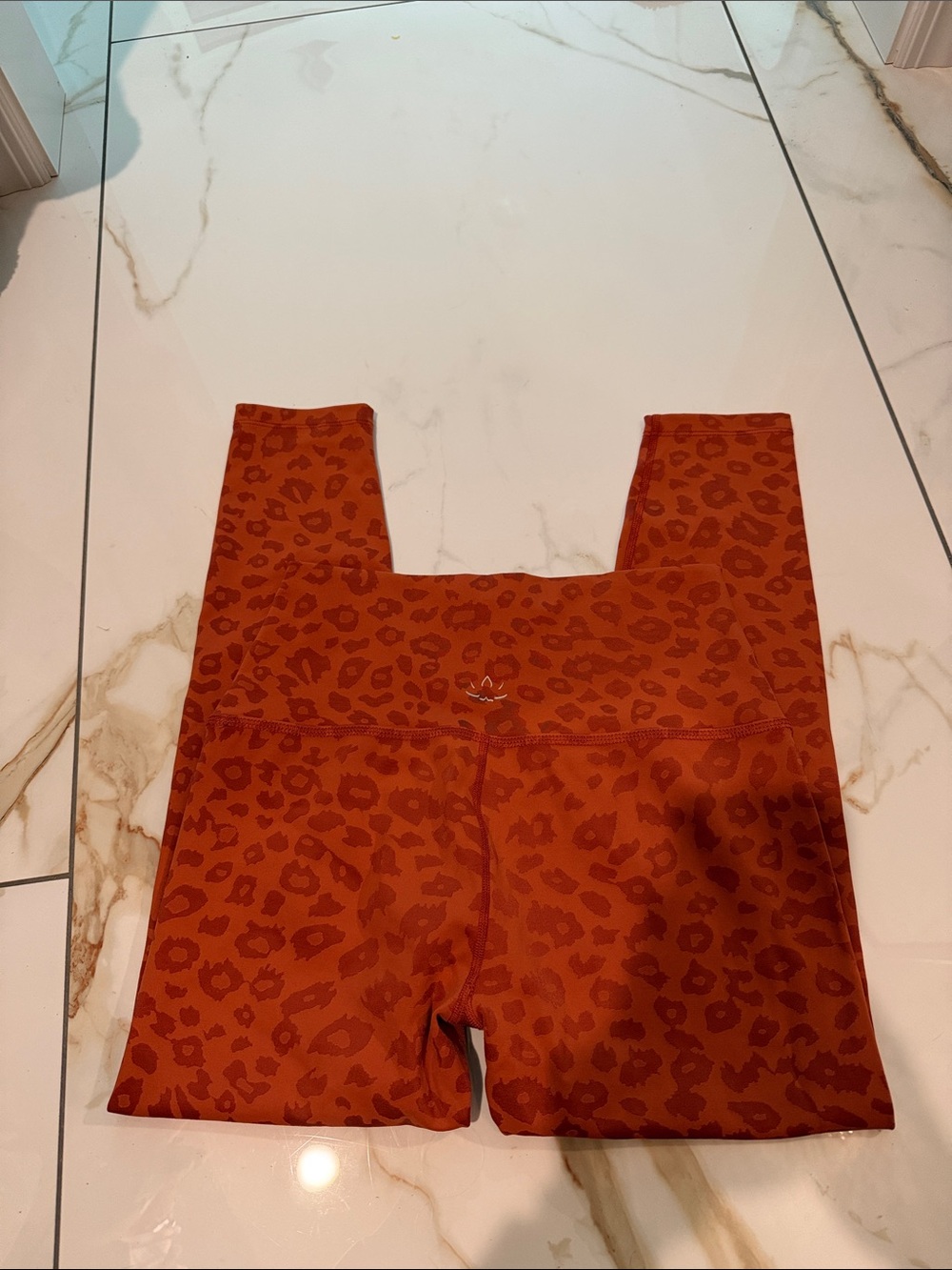 Beyond yoga cheetah leggings